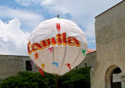 Giant cloth balloon (una marmota) with Camila written on it