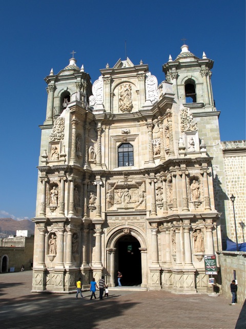Facade of the Basílica de Nuestra Señora de la Soledad