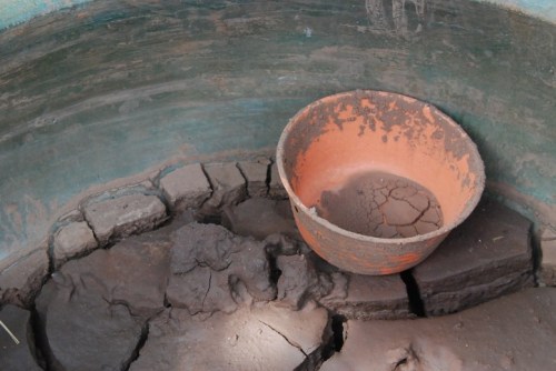 ancient_kiln.jpeg Clay pot in ancient kiln