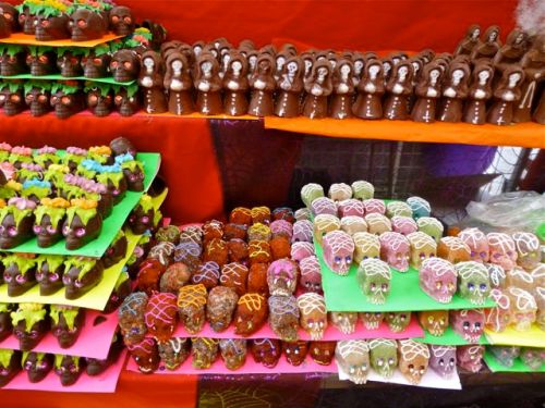 P1010081 Shelves of sweet calaveras