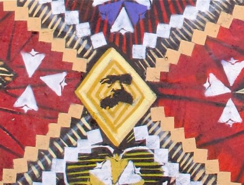 Wall art tapete with Zapata's face in middle