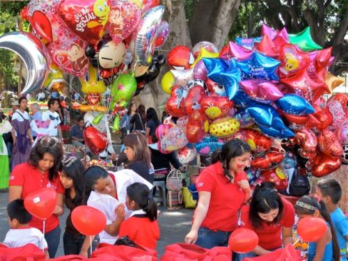 Bouquets of heart shaped balloons