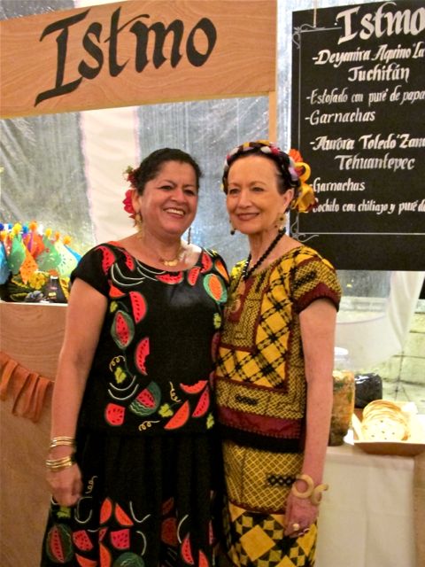 Aurora Toledo of Zandunga restaurant with chef and evening honoree, Patricia Quintana.