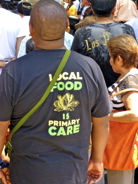 T-shirt "Local food = primary care"