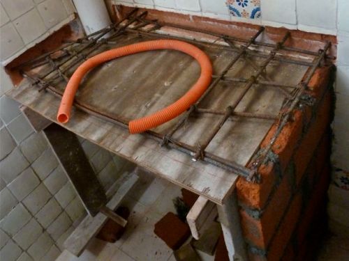 brick and wood framing for counter