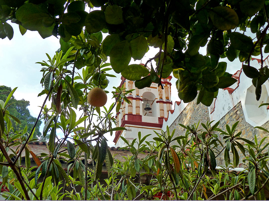 Bells of  Templo de la Preciosa Sangre de Cristo ringing over the village.