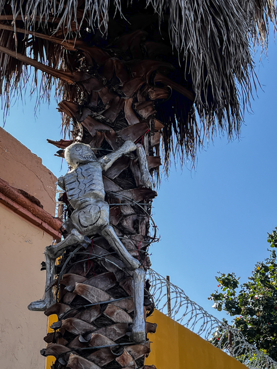 There and here – View From Casita Colibrí
